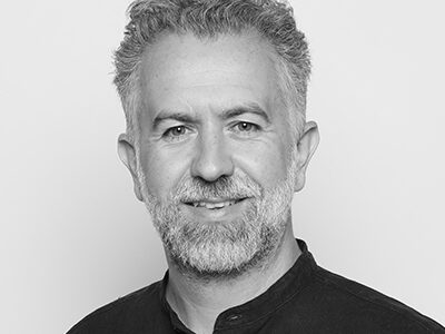 portrait noir et blanc de Luca Bertacchi